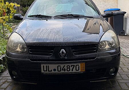 Renault Clio 1.6 16V TÜV Neu / Standheizung