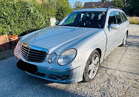 Mercedes-Benz E 320 CDI T AVANTGARDE AUTOMATIK ALUFELGEN XENON