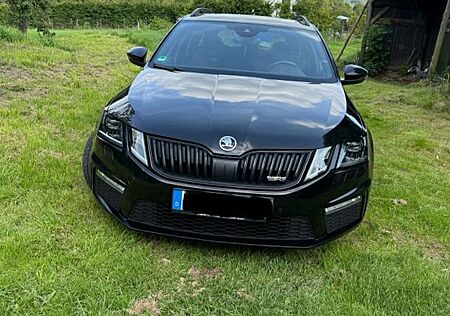 Skoda Octavia 2.0 TDI SCR DSG 4x4 RS Combi RS