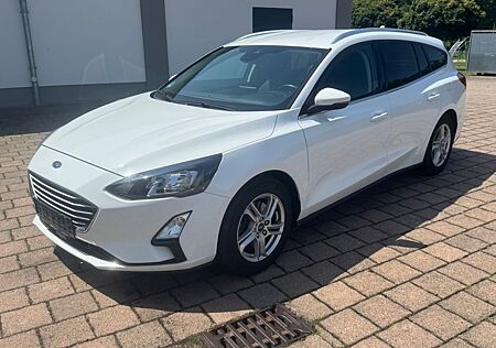 Ford Focus Turnier Cool & Connect*Navi*Sitzh*LED*