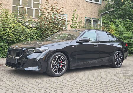 BMW 520 i M Sport,Laser,Pano,Wide,Cam,Assistant,H&K