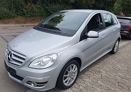Mercedes-Benz B 180 B -Klasse CDI Automatik, Leder, Sitz
