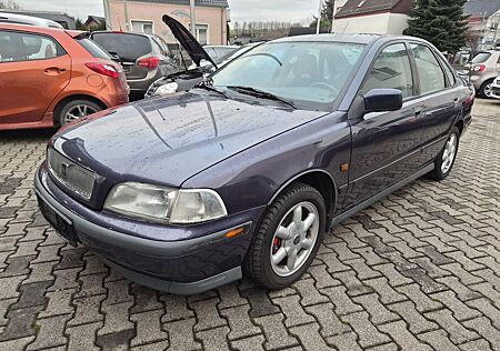 Volvo S40 , Klima, Tüv neu, Teilleder