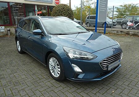 Ford Focus Turnier Titanium **neuer Motor 6608 KM**