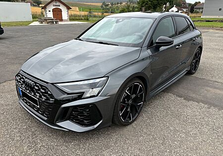 Audi RS3 Sportback B&O Matrix RS-AGA MMI Optikpaket