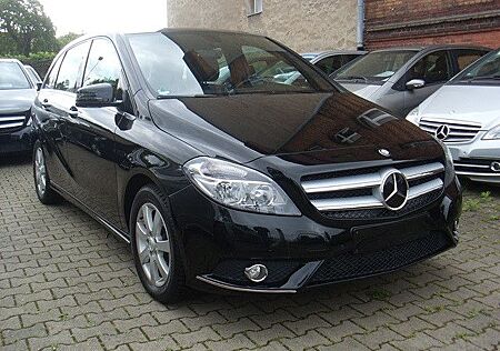 Mercedes-Benz B 180 gebraucht kaufen Mercedes-Benz B 180 Automatik / 68.475 Kilometer