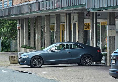Audi A5 3.2 FSI tiptronic quattro -