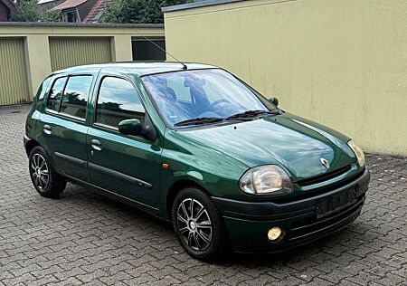 Renault Clio RXE 1.6 Automatik RXE