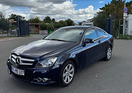 Mercedes-Benz C 180 Coupé (W204) - Baujahr 2012 - 190.000 km