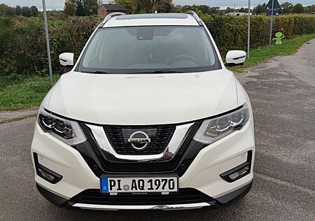 Nissan X-Trail TEKNA 1.6 DIG-T TEKNA ,7 Sitzer sehr gep