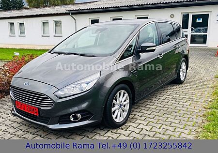 Ford S-Max Titanium 7 Sitzplätze