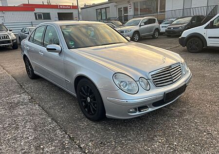 Mercedes-Benz E 200 Limousine Automatik Schiebedach Navi