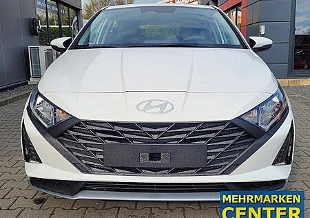 Hyundai i20 Wave*Navi*PDC*Cam*Shzg*Lhzg*16Zoll*VCockpit