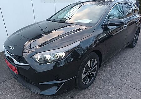 Kia Cee'd Sportswagon CEED SPORTWAGON 1.5T-GDI TOP LED+NAVI+KLIMAAUT!!