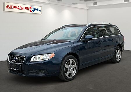 Volvo V70 Kombi 2.4 D AWD Automatik Xenon Leder SHZ