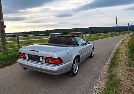 Mercedes-Benz SL 320 -