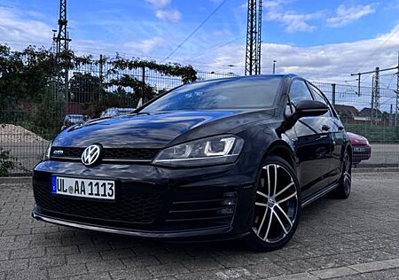 VW Golf Volkswagen 7 GTD 2.0