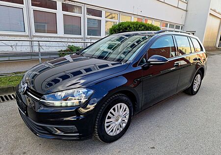 VW Golf Volkswagen 1.6 TDI SCR Trendline Variant AHK - 1500kG