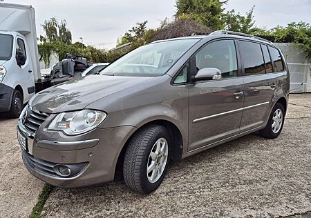 VW Touran Volkswagen 1.4 TSI 103kW -7 sitzer