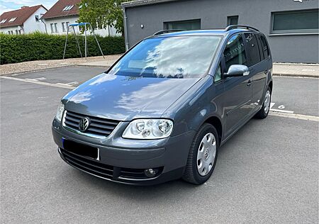 VW Touran Volkswagen 2.0 TDI Trendline Trendline
