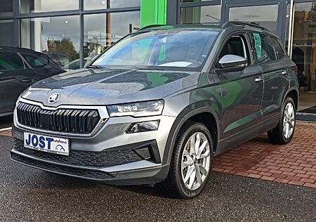 Skoda Karoq gebraucht kaufen Skoda Karoq Style 2.0 TDI NaviColumbus MatrixLED AHK D