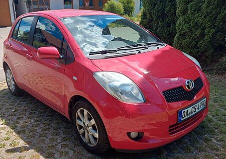 Toyota Yaris Cool 1,3-l-VVT-i Cool