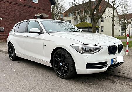 BMW 116i Sport Line Sport Line