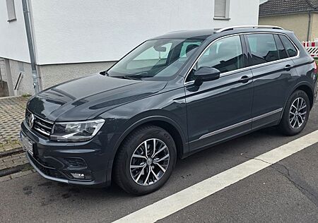 VW Tiguan Volkswagen 2.0 TDI SCR Comfortline | 2018 | 142 T