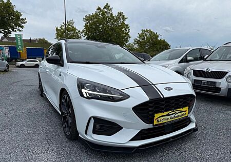 Ford Focus Turnier ST-Line