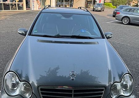 Mercedes-Benz C 200 KOMPRESSOR T AVANTGARDE Avantgarde