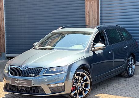Skoda Octavia RS/Navi/BiXen/SHZ/ACC/LaneAss/ZahnrieNeu