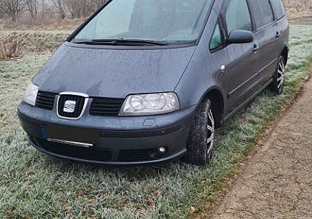 Seat Alhambra 2.0TDI Navi/Farbd...