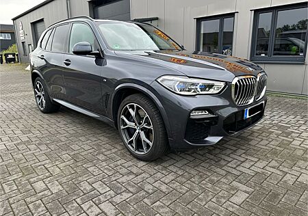 BMW X5 xDrive40d - M-Sport Laser Pano AHK HeadUp