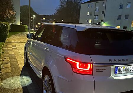 Land Rover Range Rover Sport 3.0 SDV6 HSE