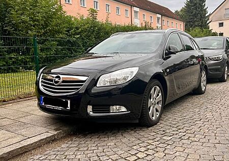 Opel Insignia 2.0 CDTI Design Ed.*Aut.*TÜV*SHZ*Tausch