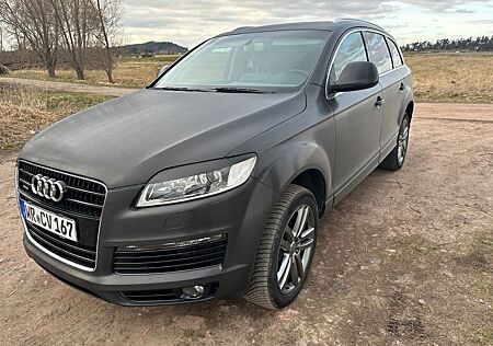 Audi Q7 3.0 TDI (DPF) quattro tiptronic -