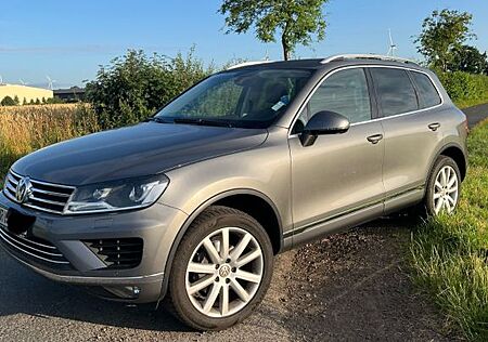 VW Touareg Volkswagen 3.0 V6 TDI SCR Exclusive BMT Terrain...