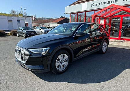 Audi e-tron 50 quattro