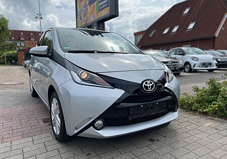 Toyota Aygo (X) Aygo -play touch *wenig Km*Kamera*