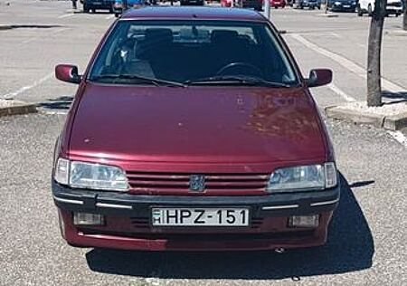 Peugeot 405 MI16