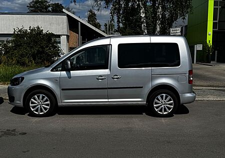 VW Caddy Volkswagen 1,6TDI 75kW BMT Soccer Trendline 5-Sit...