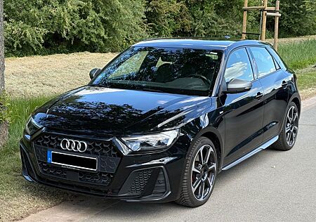 Audi A1 TFSI S-tronic S-Line / ACC / B+O / MMI / Navi