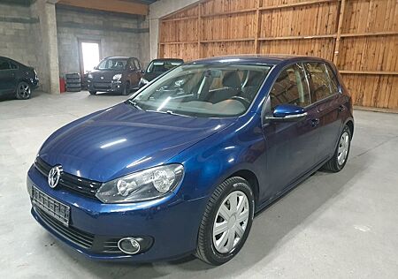 VW Golf Volkswagen 6 Trendline 1.6 TDI > Klimaautomatik > AHK