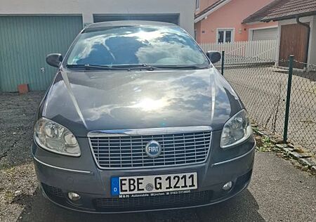 Fiat Croma 2.2 16V Dynamic