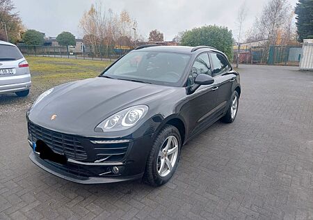 Porsche Macan mit Topausstattung (MwSt. ausweisbar)