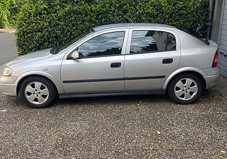 Opel Astra 1.6 - fahrbereit, 2. Hand