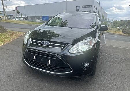 Ford C-Max Titanium