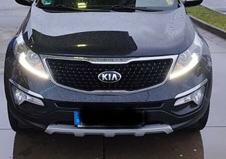 Kia Sportage 2.0 CRDi 2WD Spirit (ABO)