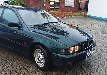 BMW 528 E39 super Sammlerzustand
