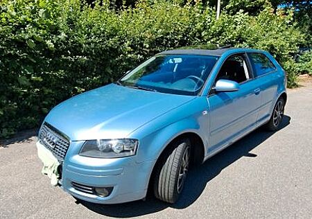 Audi A3 1.6 Ambiente Ambiente- Tüv neu-